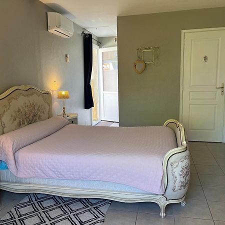 Chambre 1 PEYROUTAS Vignonet St Emilion Extérieur photo