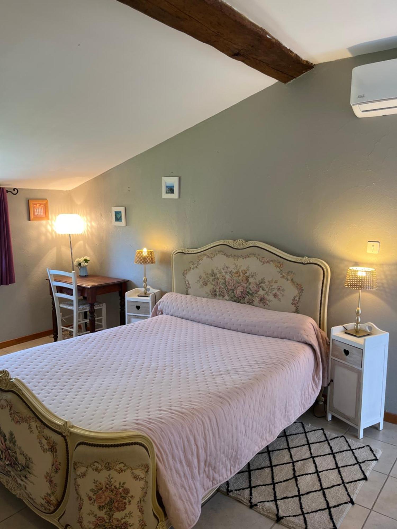 Chambre 1 PEYROUTAS Vignonet St Emilion Extérieur photo